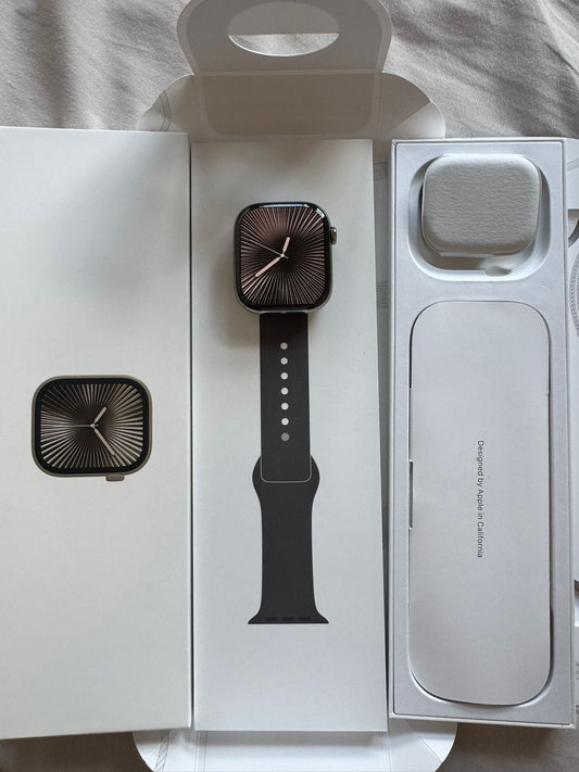 Apple Watch 10 46mm Natural Titanium