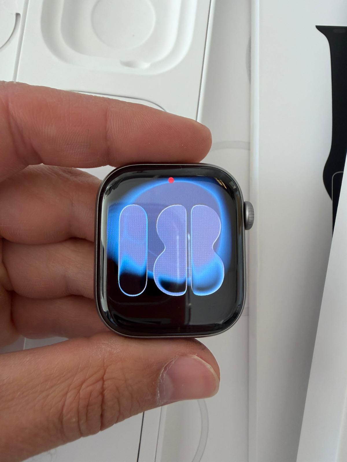 Apple Watch 11 42mm CEL